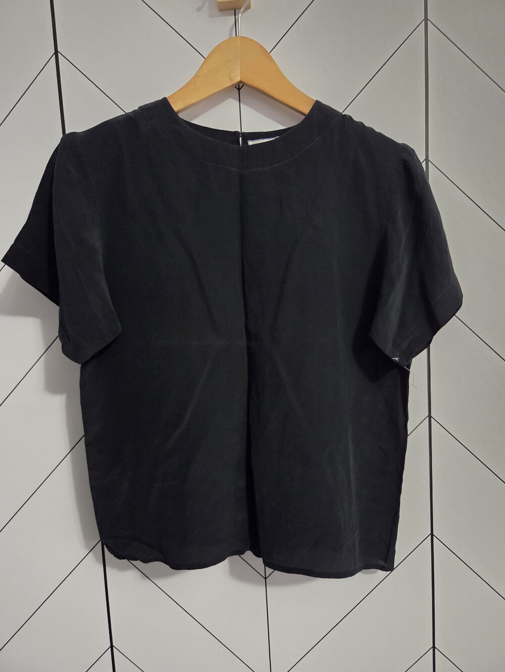 NWOT Vintage Anna and Frank Black Silk Short Sleeve Top Petite Small